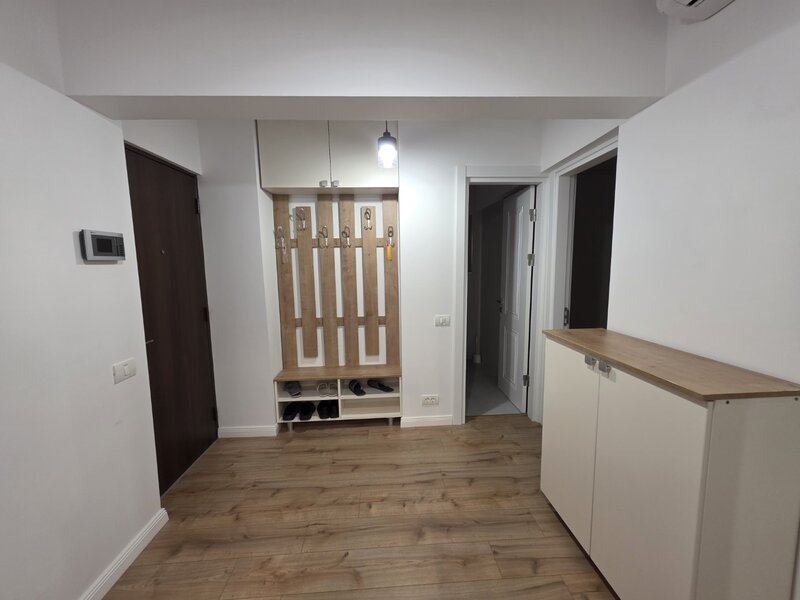 Vergului, 10 minute metrou Costin Georgian, renovat complet, 2 gr sanit