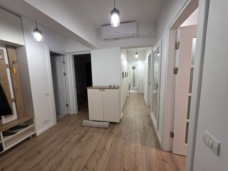 Vergului, 10 minute metrou Costin Georgian, renovat complet, 2 gr sanit